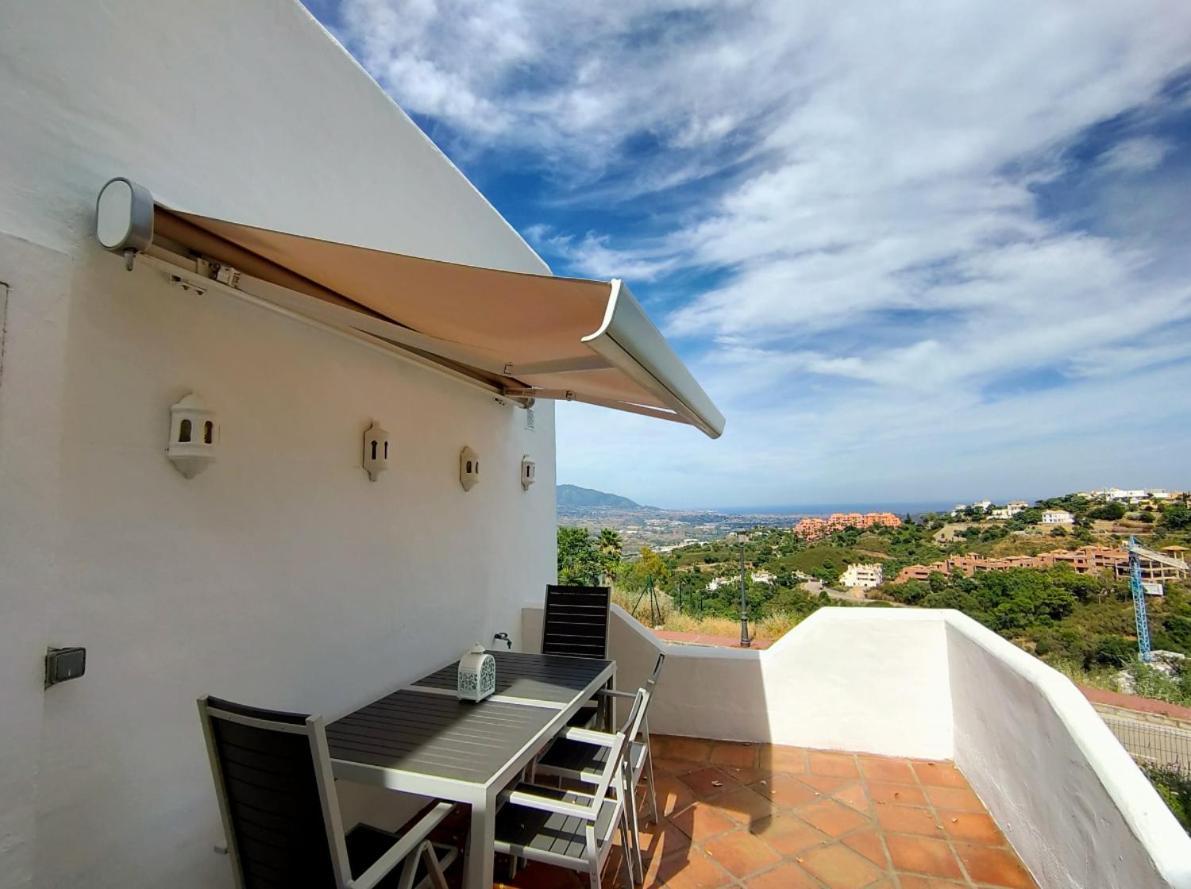 Comfy 2Br, 2Bathroom, Parking, Pool, Sea Views, Elviria Alta Ojen Exterior photo